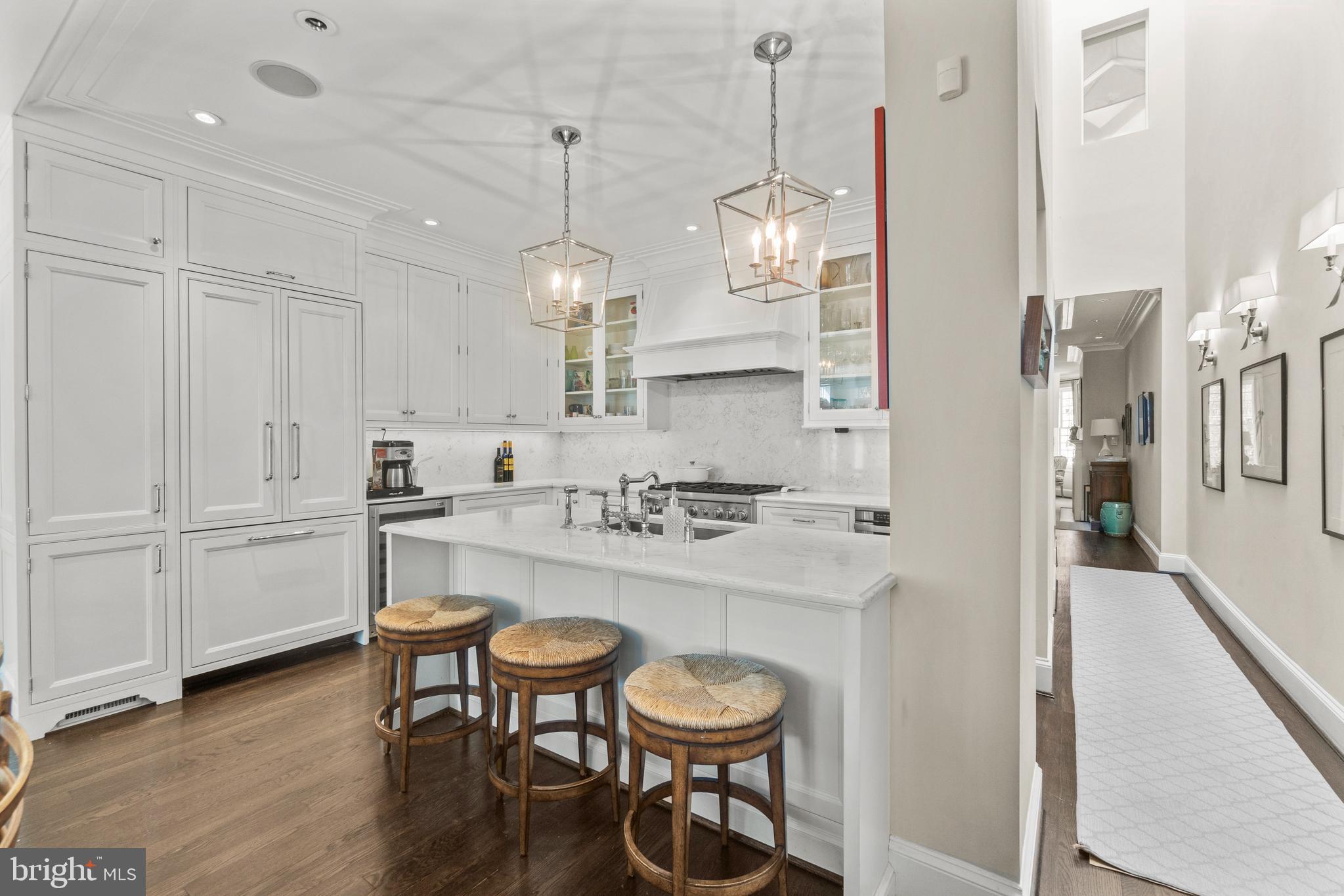 3017 Dumbarton St NW