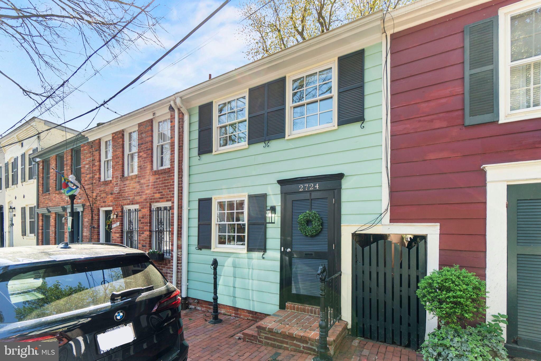 2724 Poplar St NW
