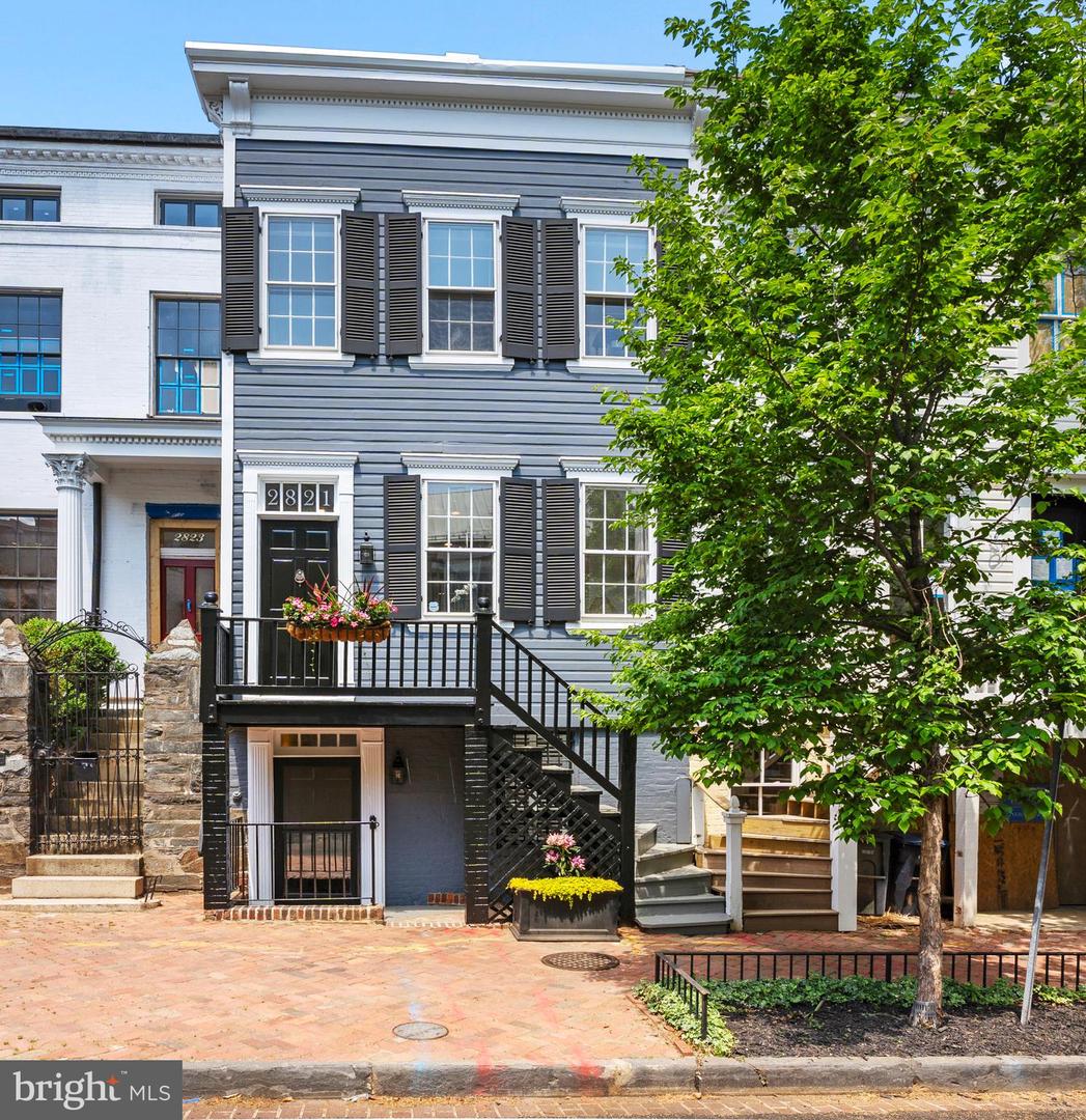 2821 N St NW