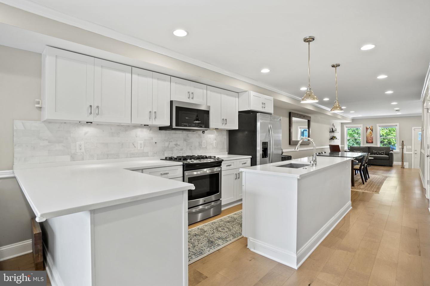 1115 Oates St NE