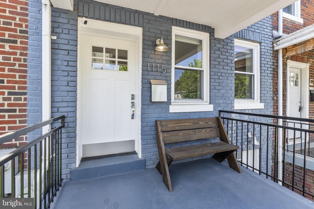 1115 Oates St NE