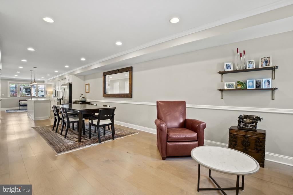 1115 Oates St NE