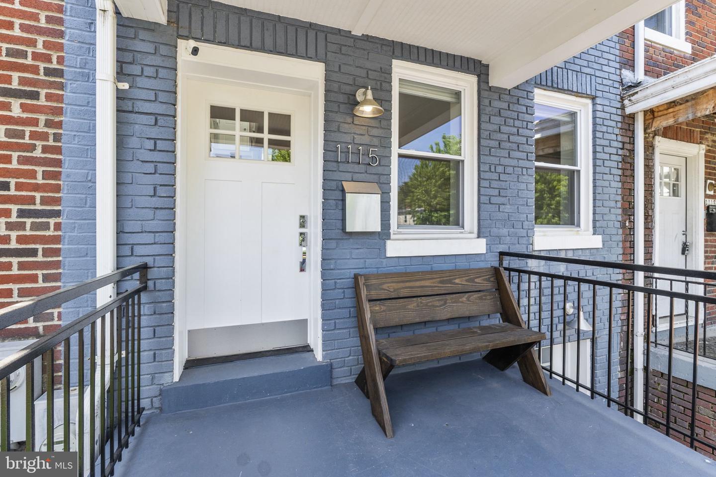 1115 Oates St NE