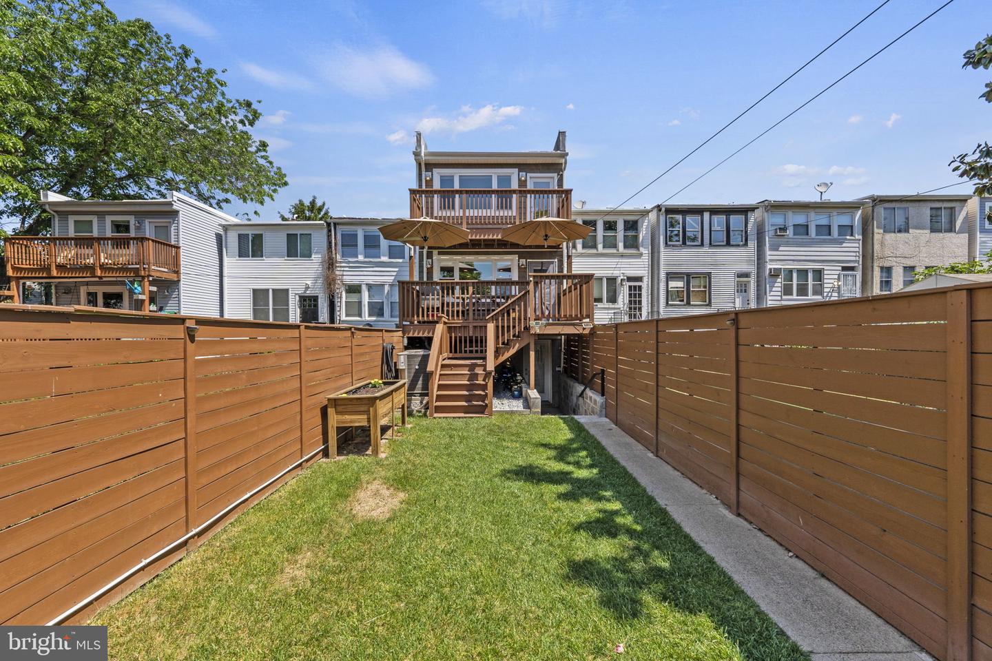 1115 Oates St NE