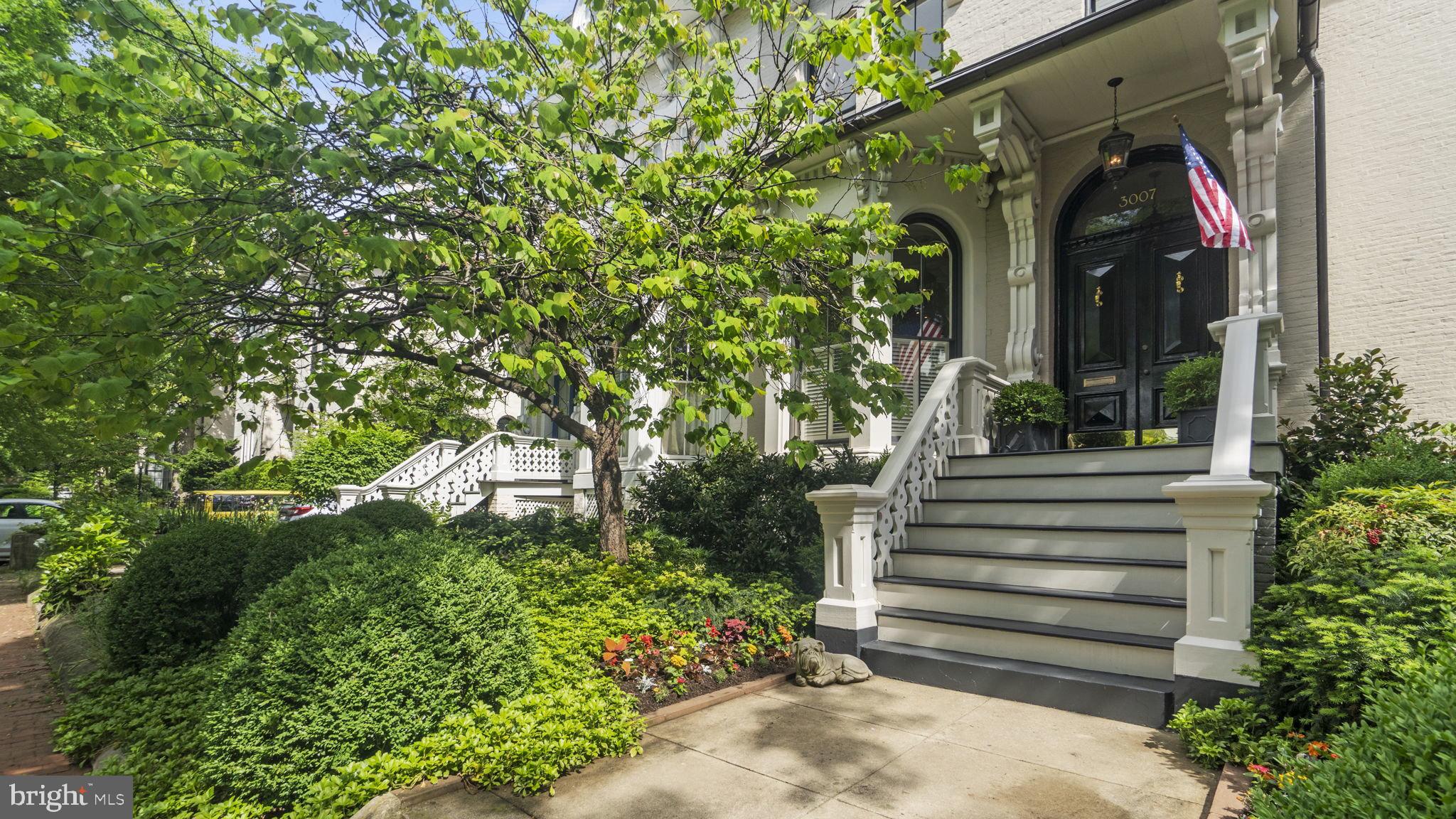 3007 Q St NW