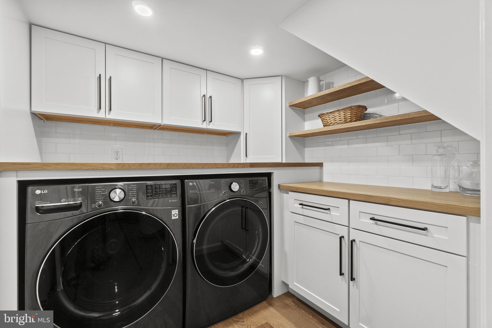 3025 Cambridge Pl NW