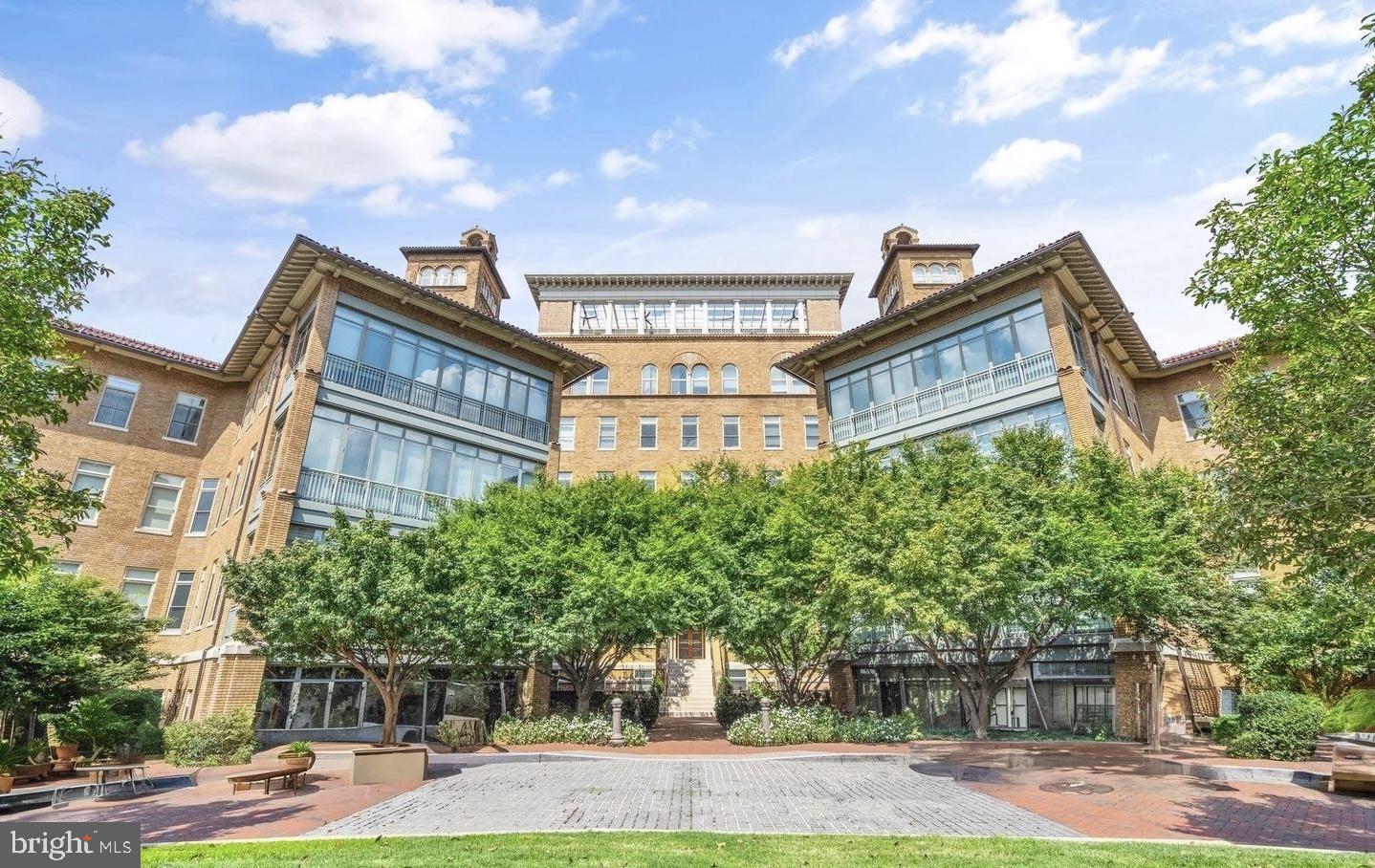 2425 L St NW #839
