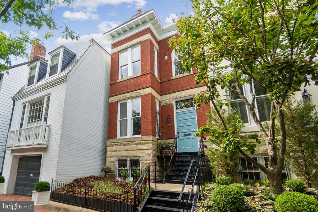 2813 N St NW