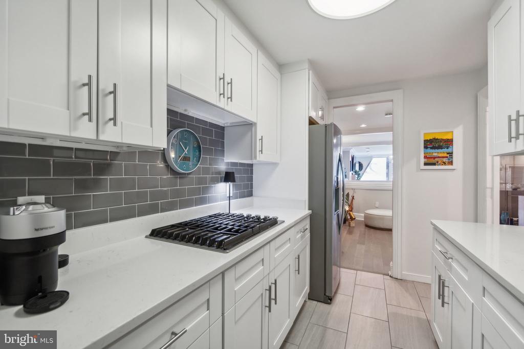 3030 K St NW #203
