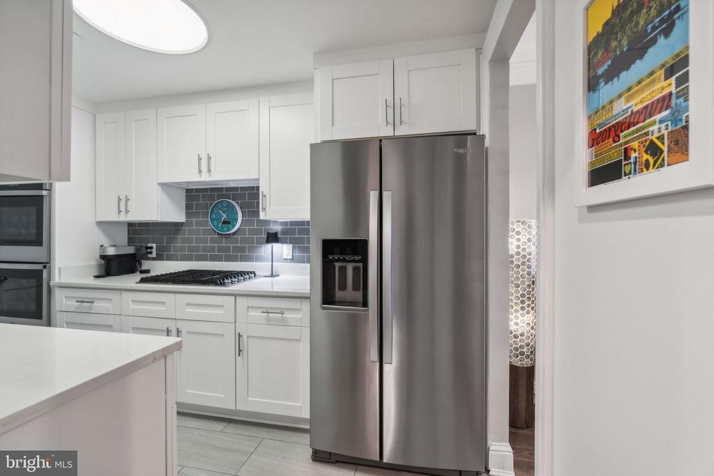3030 K St NW #203