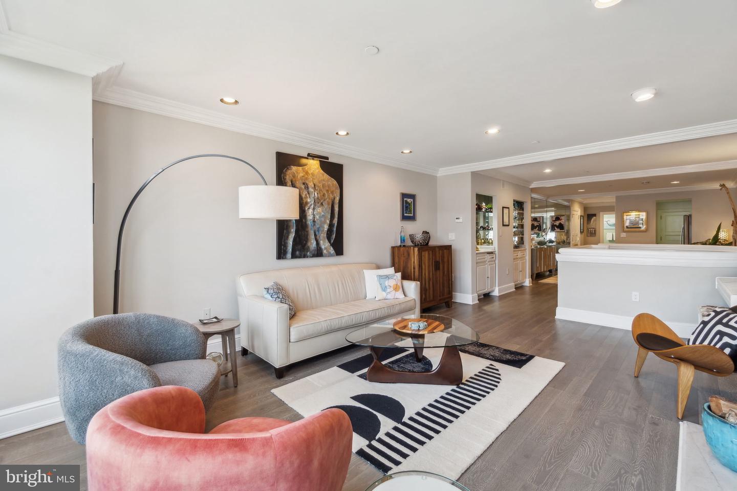 3030 K St NW #203