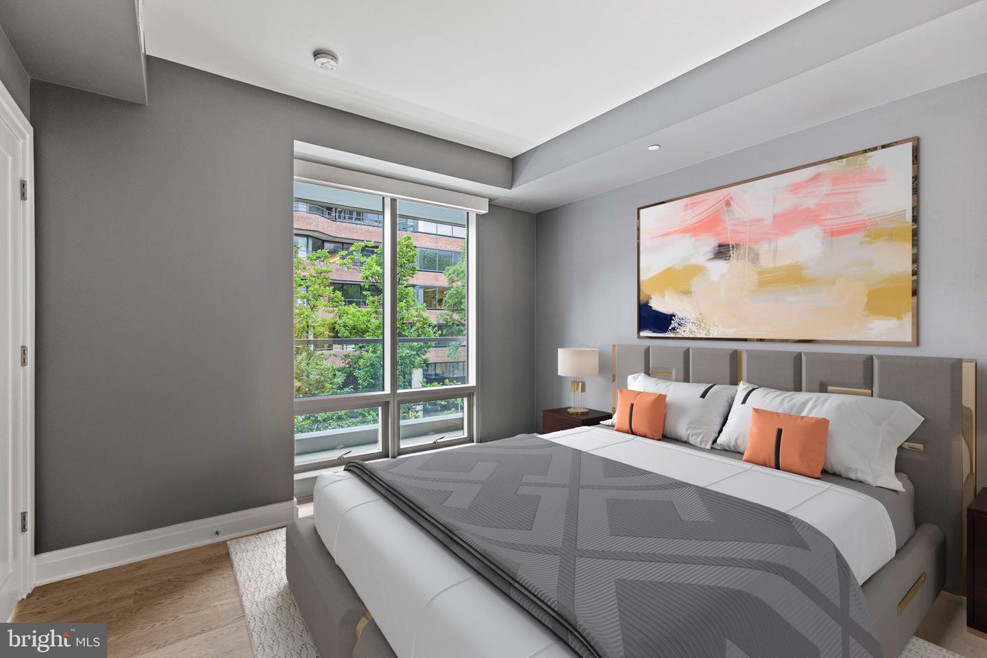 2501 M St NW #206