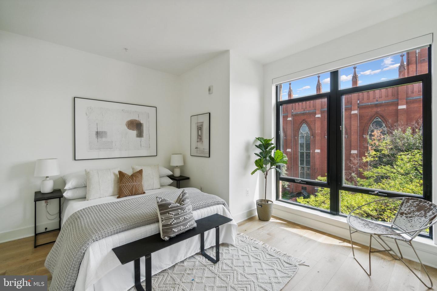 801 N St NW #301