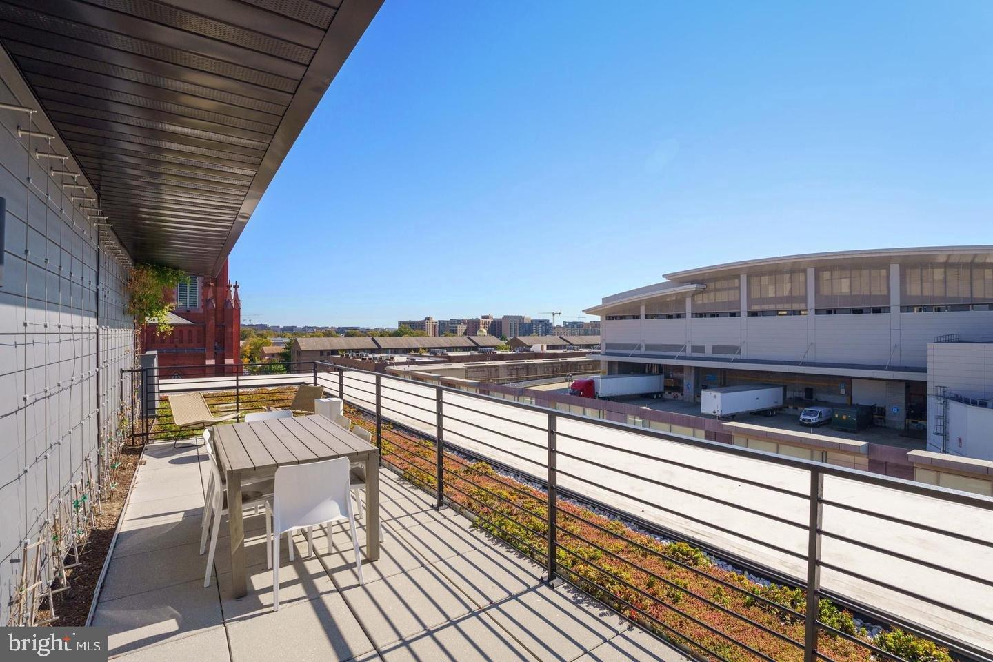 801 N St NW #301