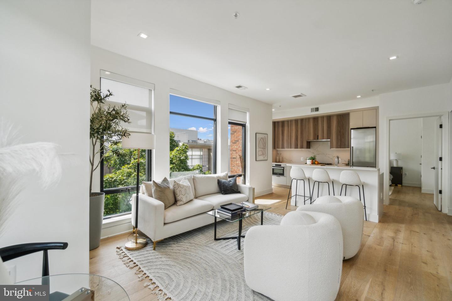 801 N St NW #301