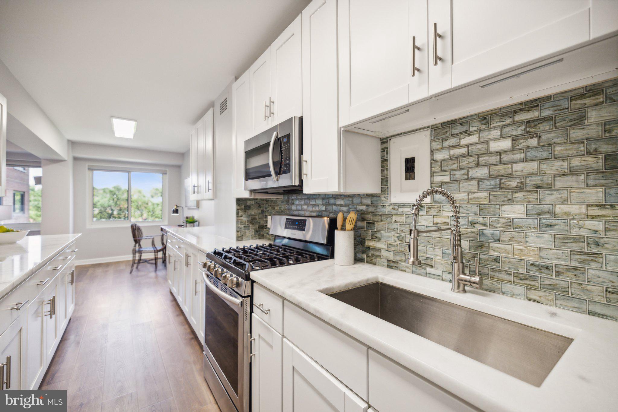 4201 Cathedral Ave NW #1103w