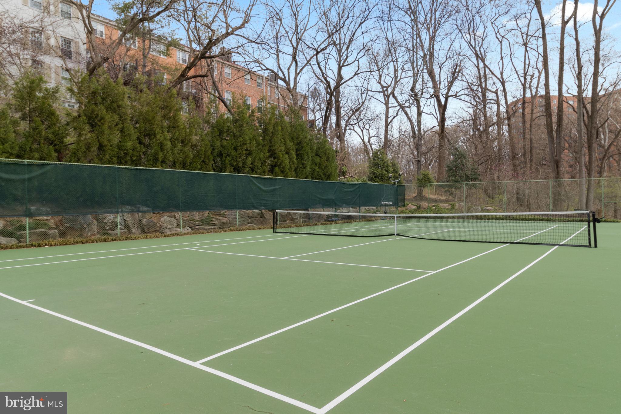 4201 Cathedral Ave NW #1103w