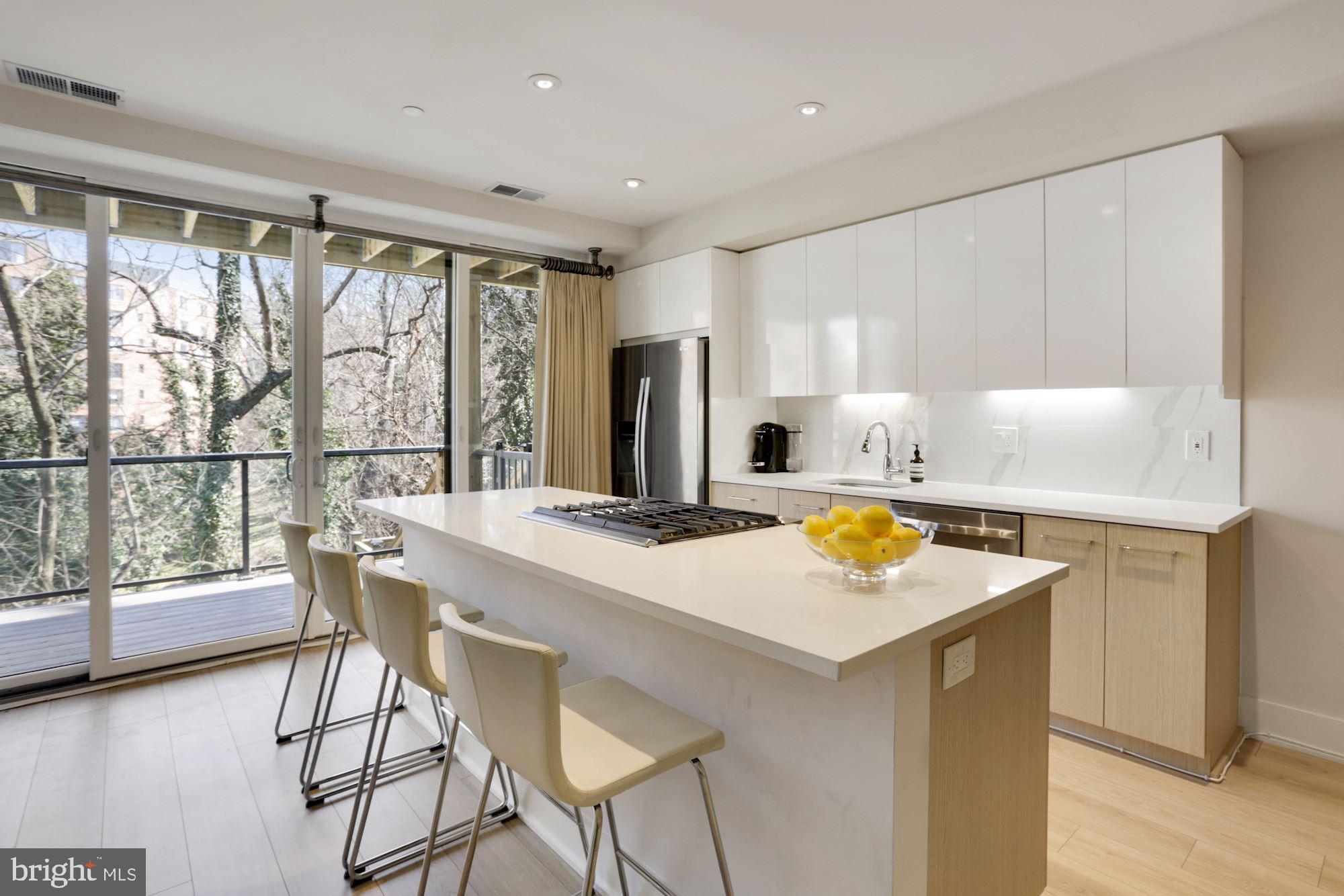 2621 39th St NW #201