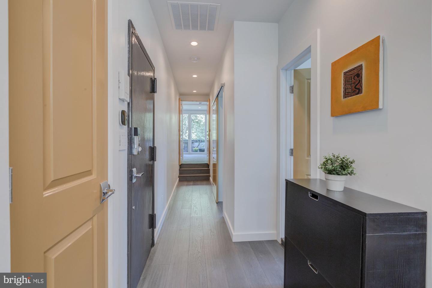 3035 Q St NW #5