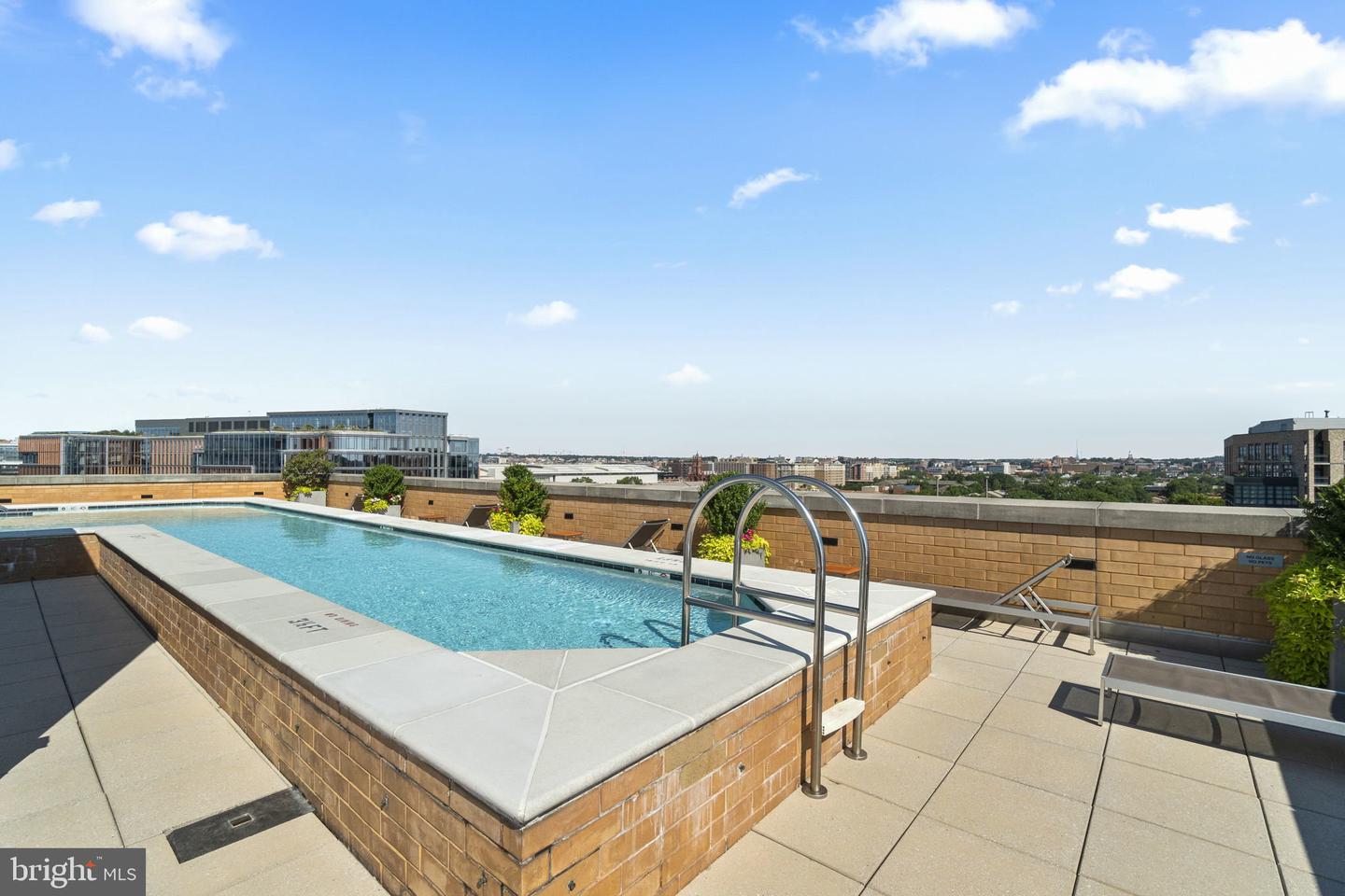 475 K St NW #611