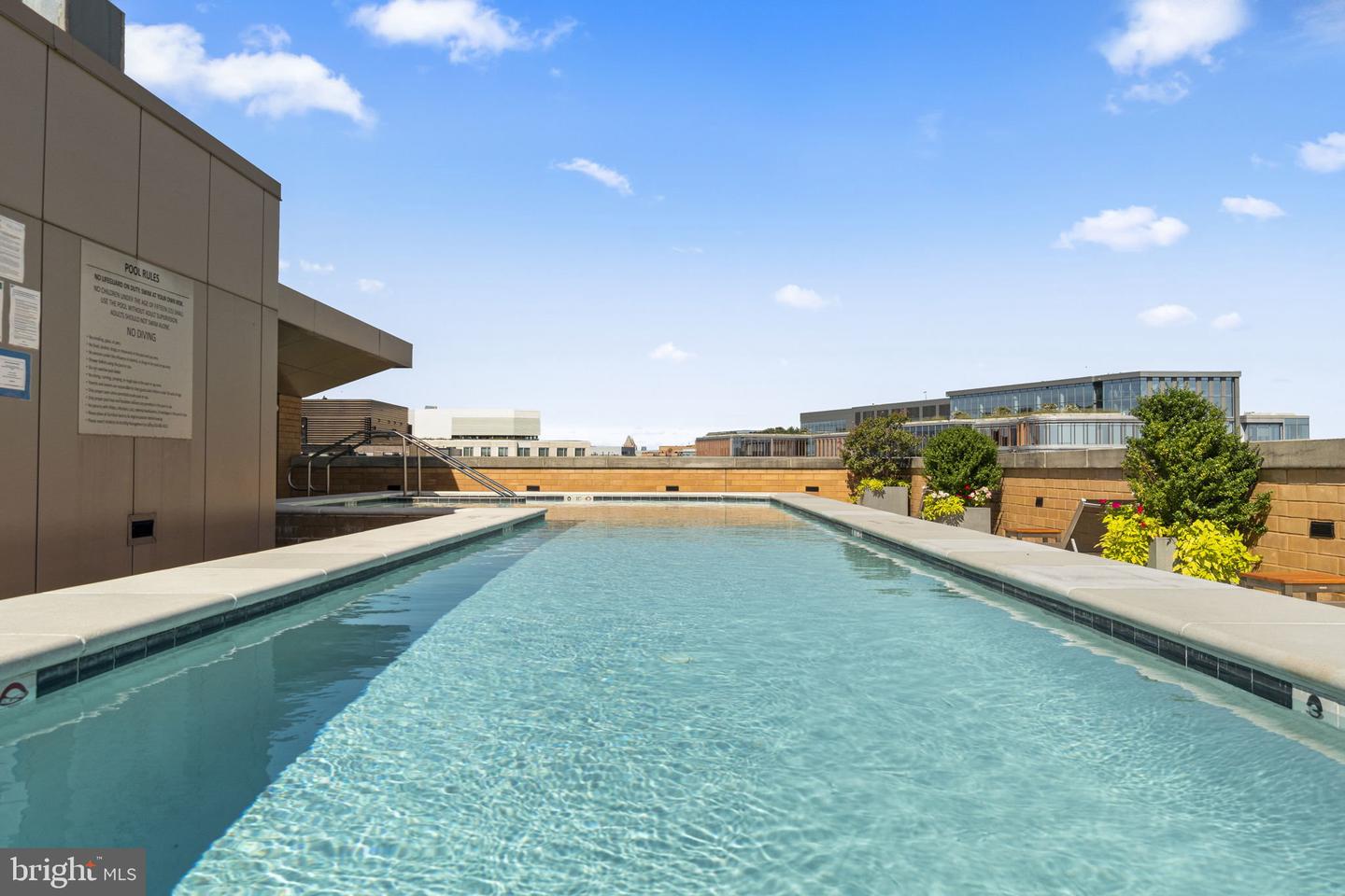 475 K St NW #611