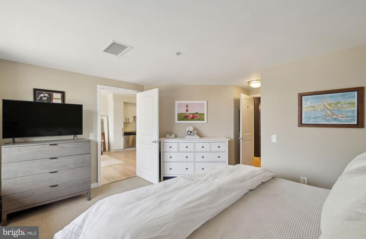 475 K St NW #611