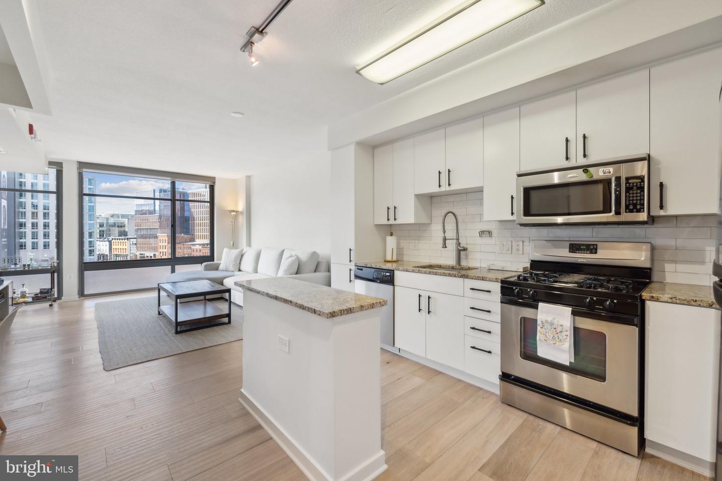 475 K St NW #611