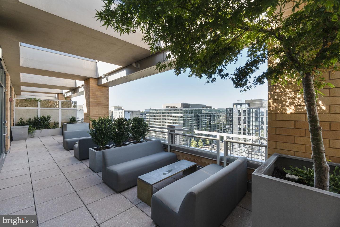 475 K St NW #611