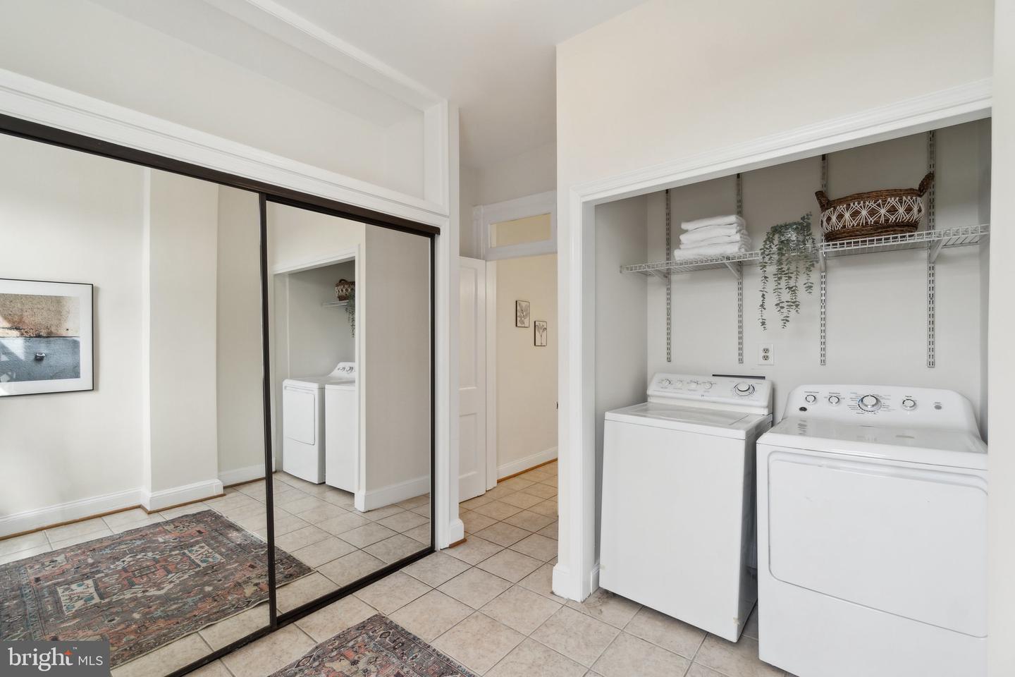 2710 P St NW
