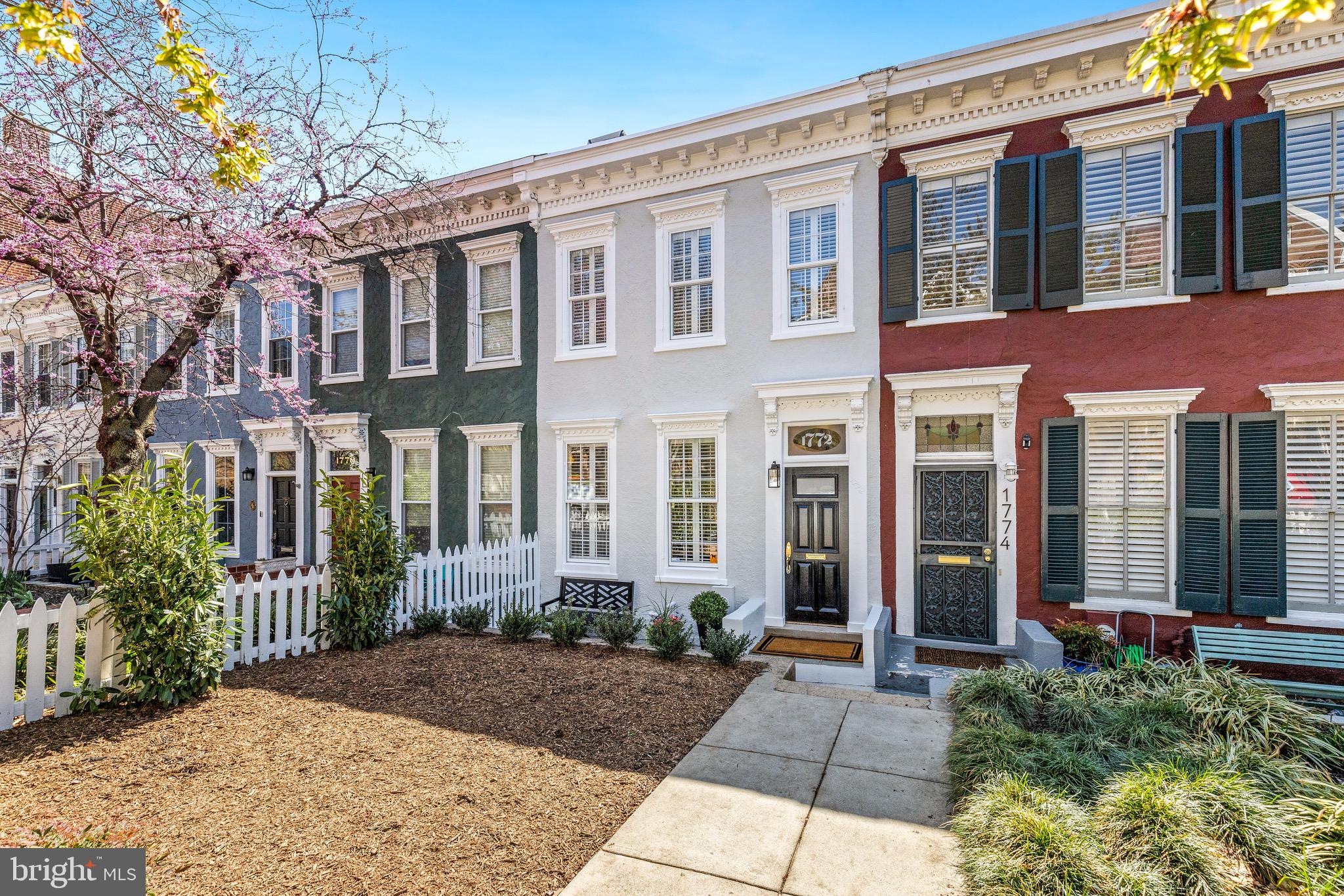 1772 T St NW