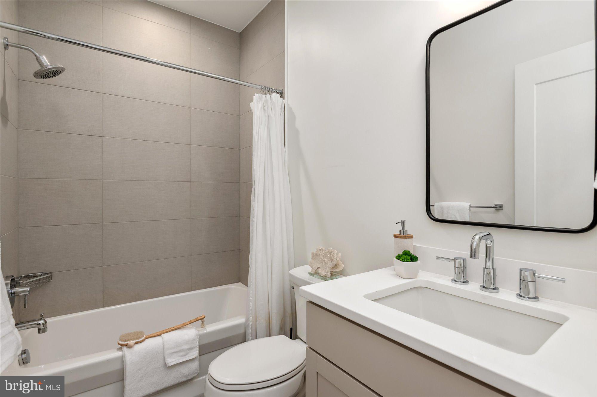 1721 20th St NW #Duplex 101