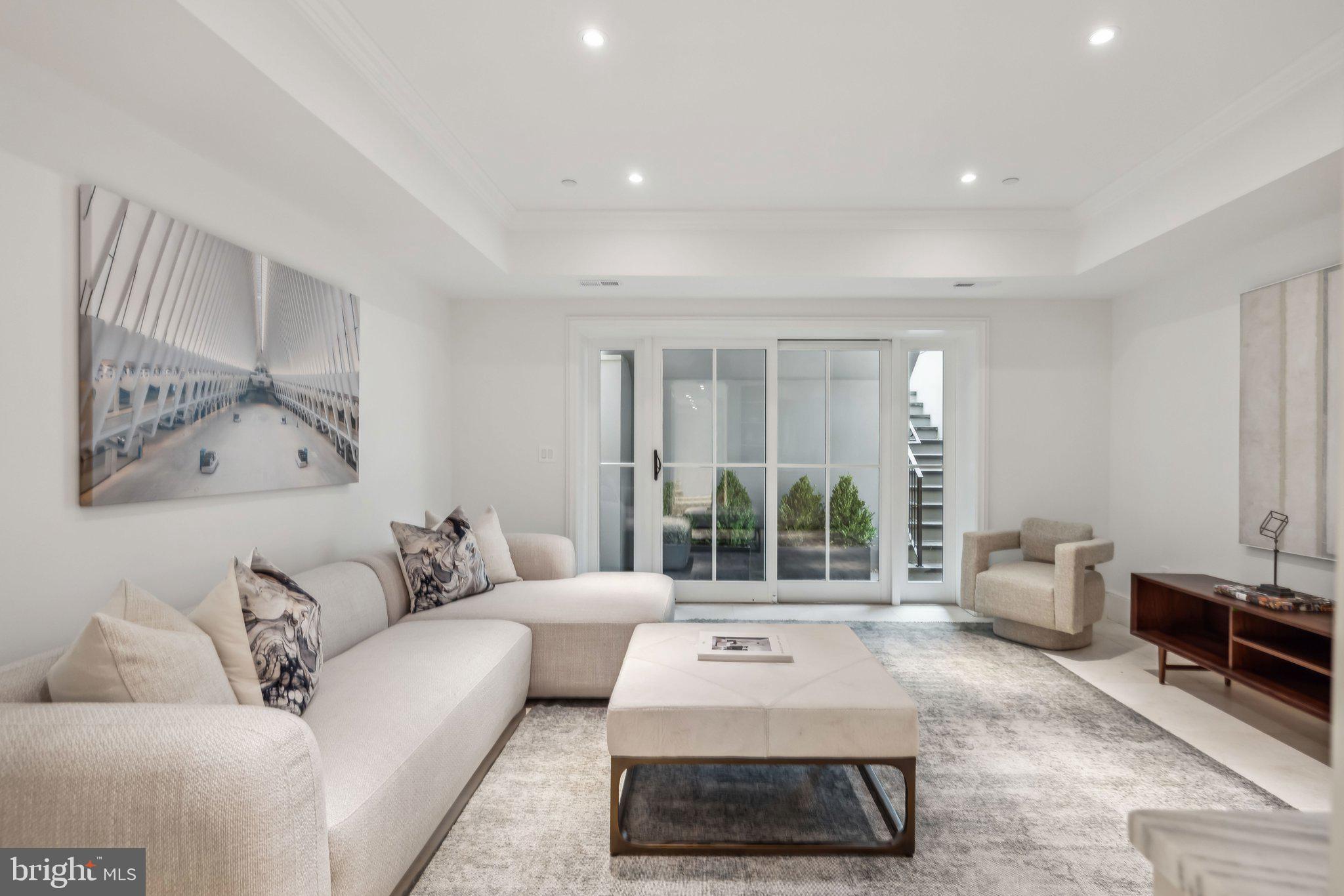 3314 1/2 Volta Pl NW