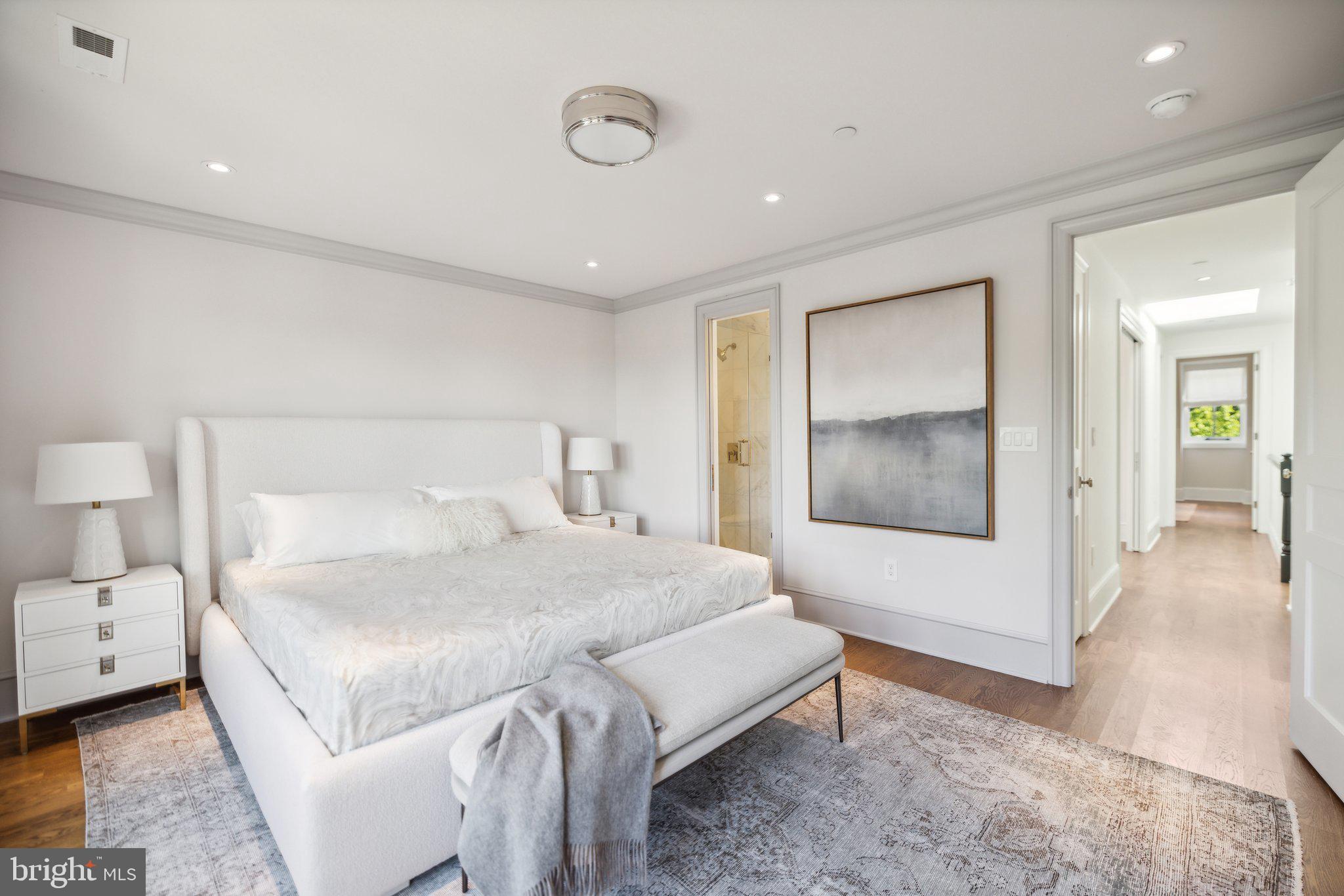 3314 1/2 Volta Pl NW