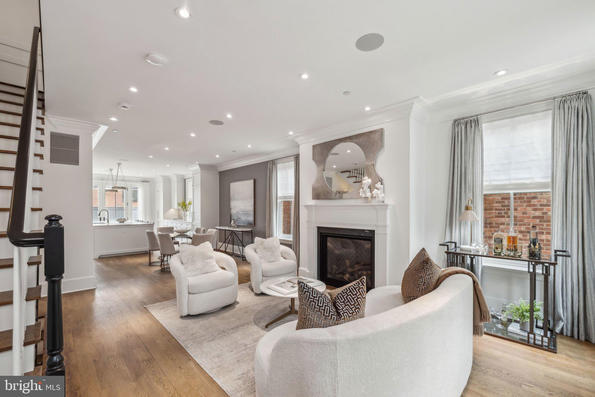 3314 1/2 Volta Pl NW