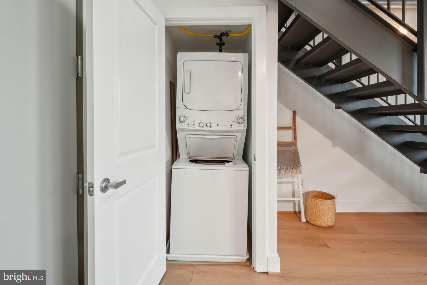 2301 Champlain St NW #412