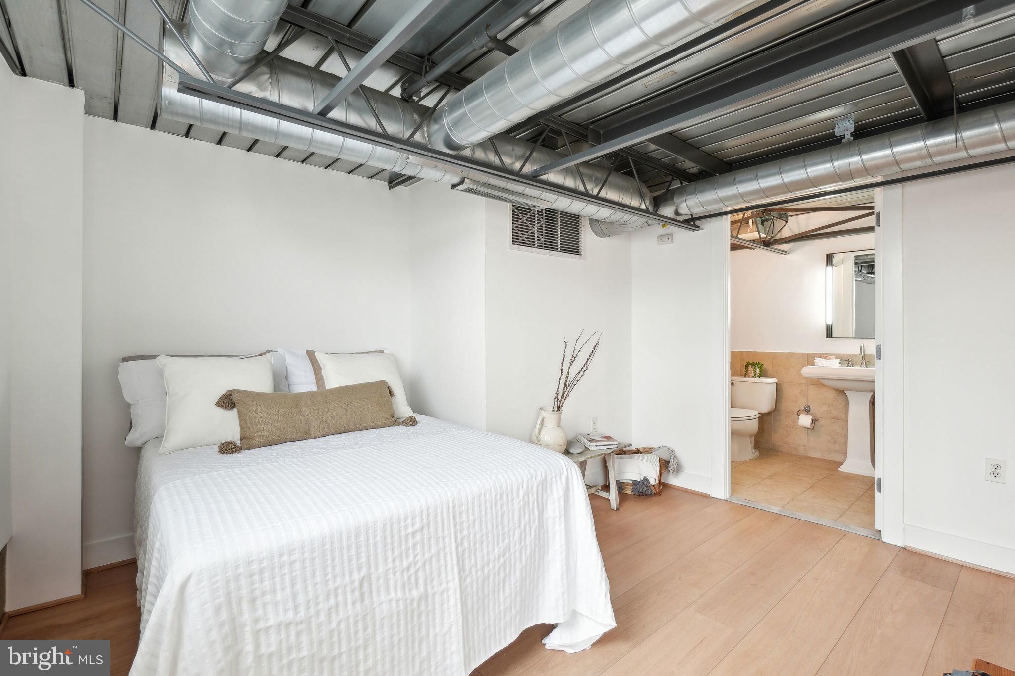 2301 Champlain St NW #412