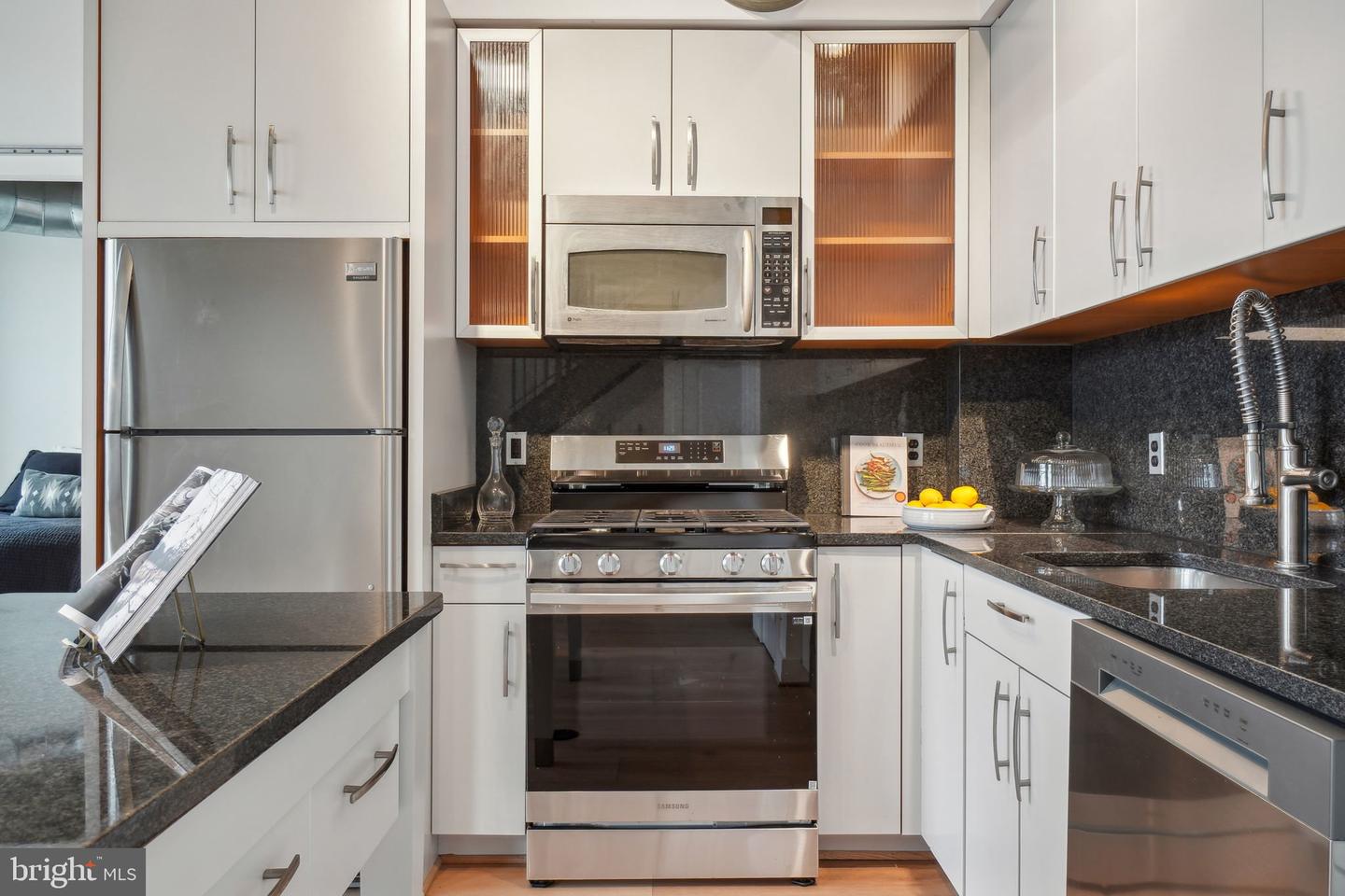 2301 Champlain St NW #412