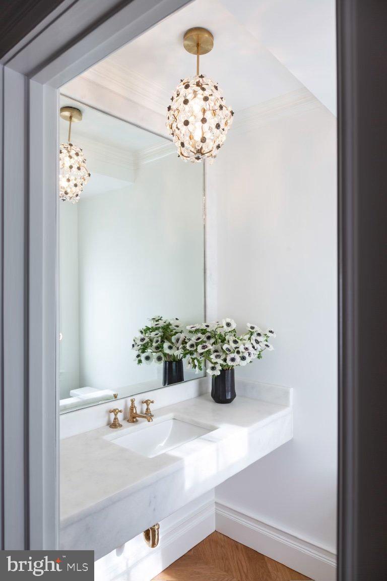 3336 RESERVOIR RD NW