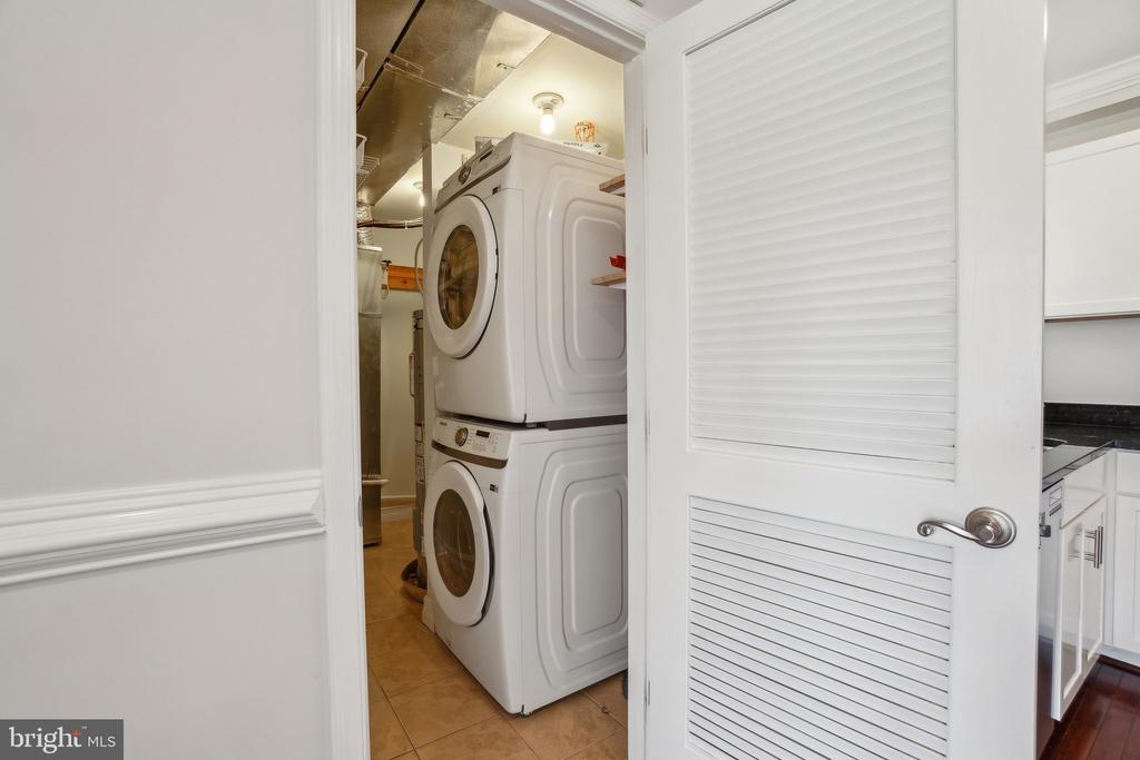 1321 Euclid St NW #301