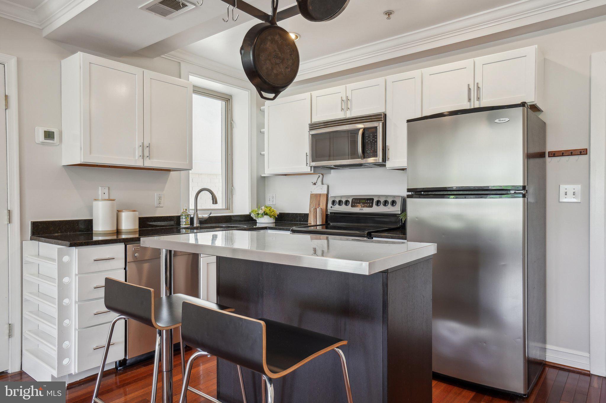 1321 Euclid St NW #301