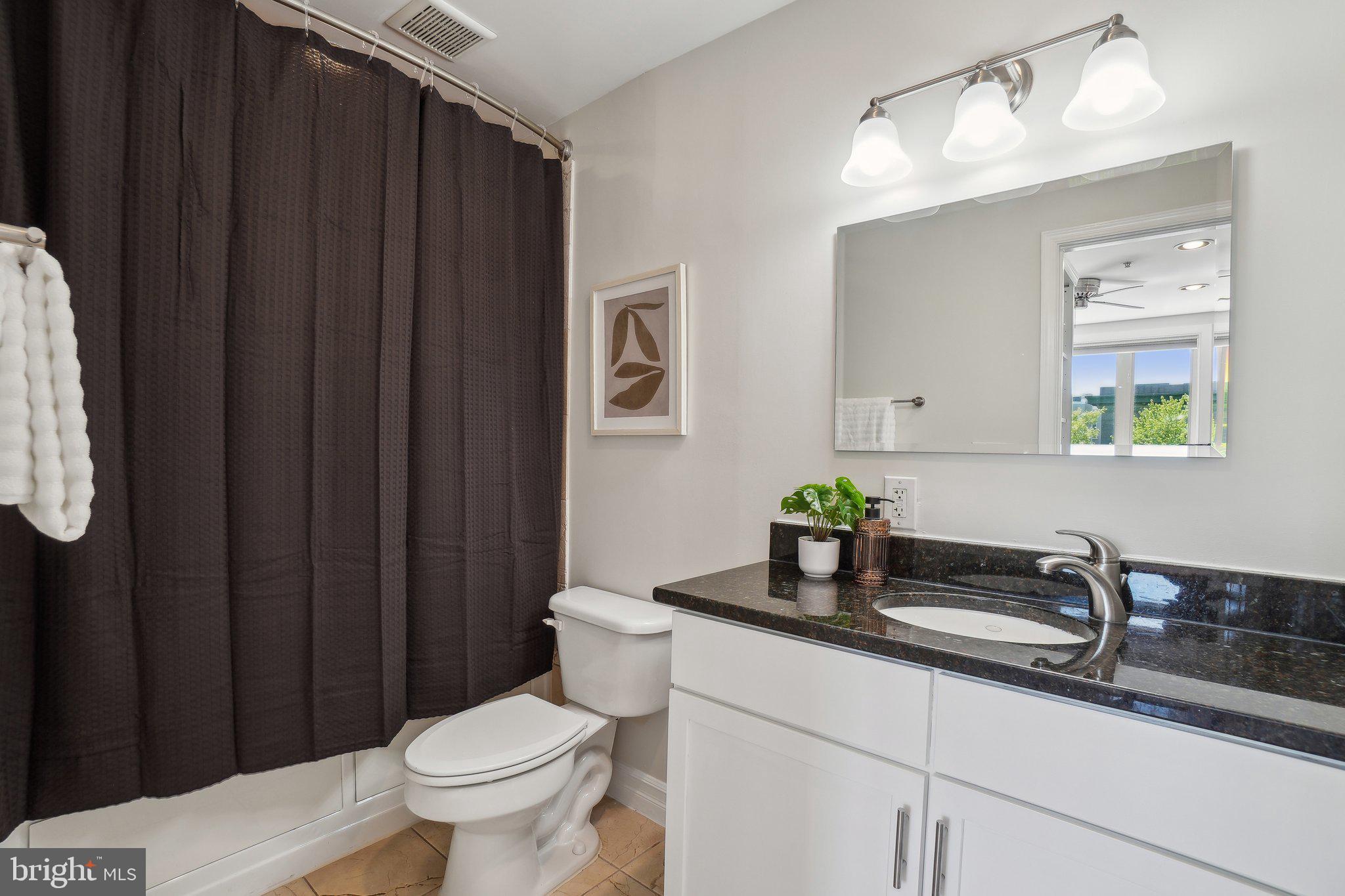 1321 Euclid St NW #301