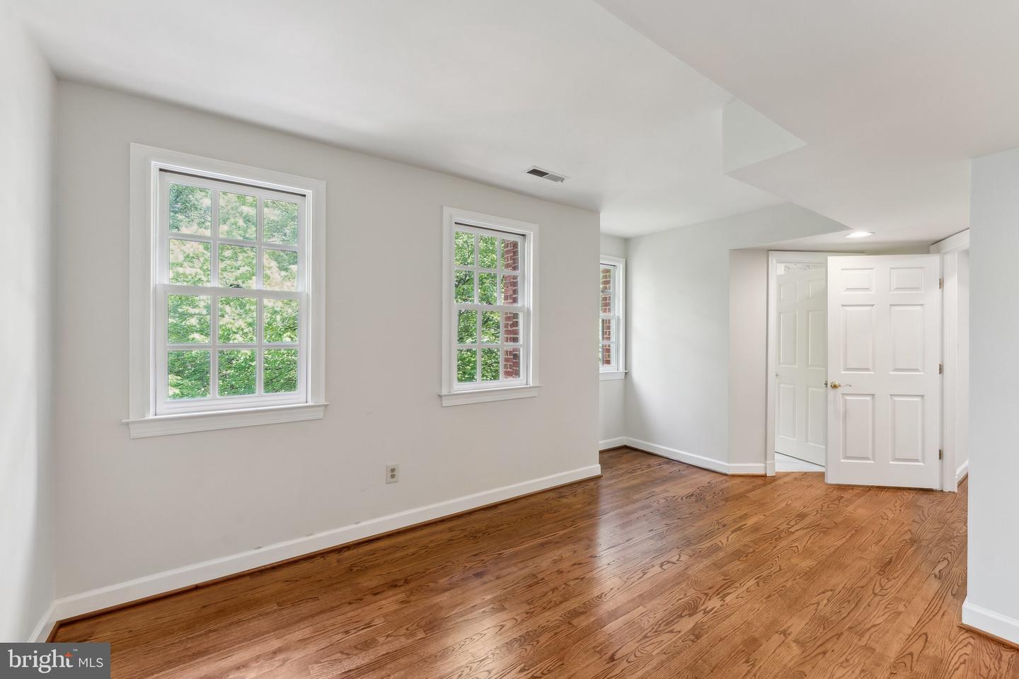 3240 Reservoir Rd NW