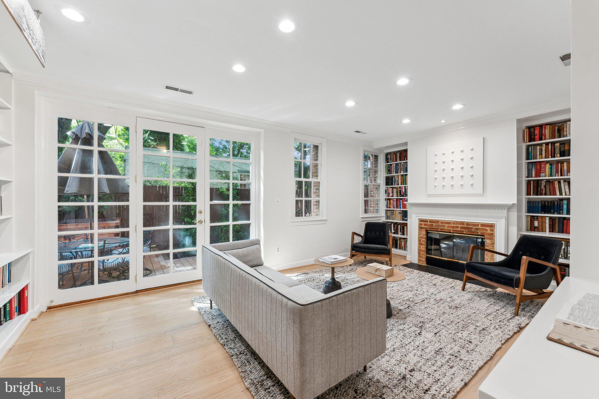 3240 Reservoir Rd NW