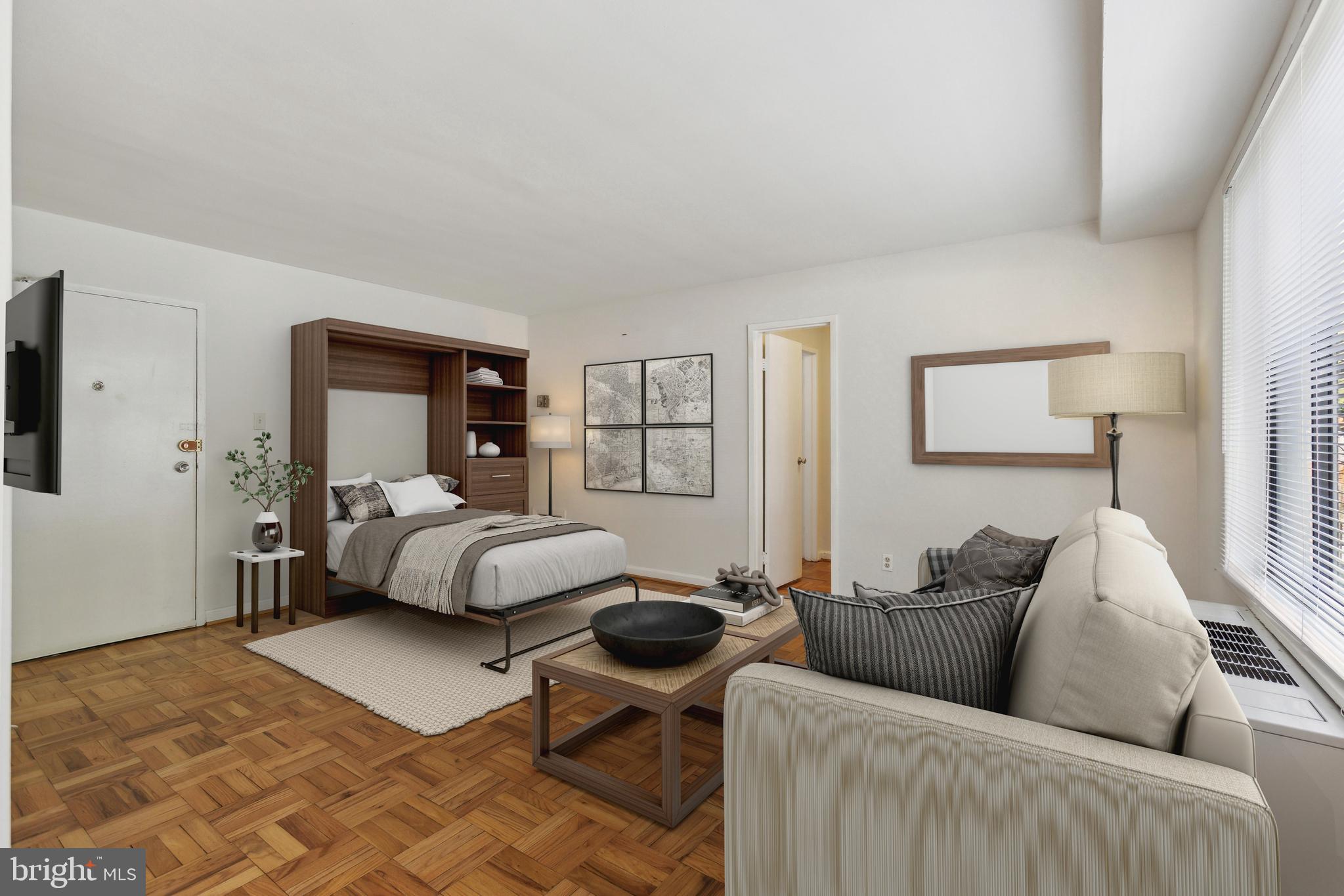 5112 MacArthur Blvd NW #104