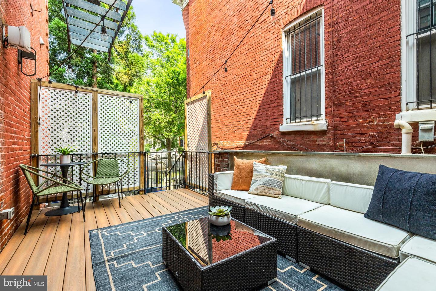 1235 S St NW #1