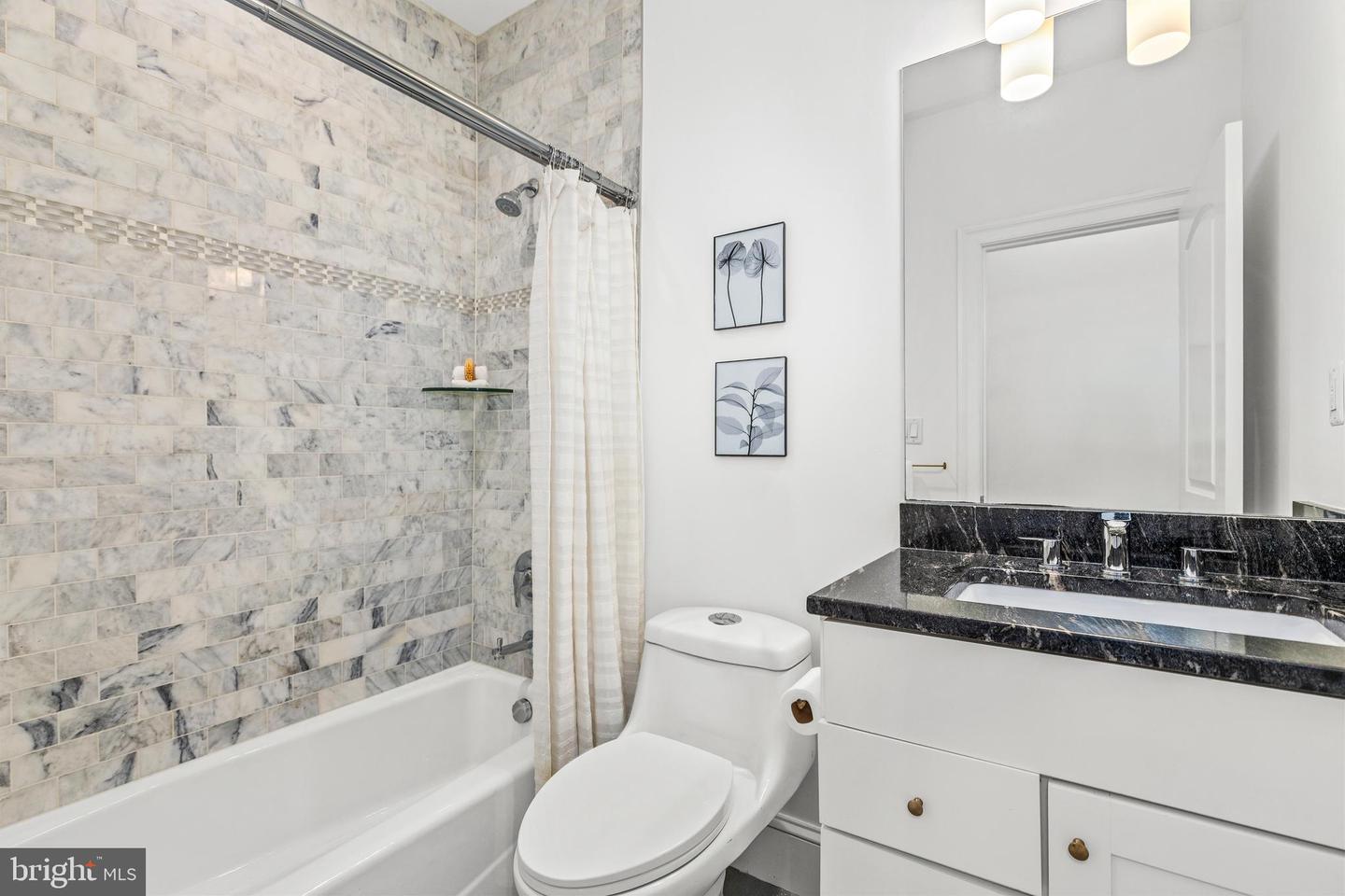 1235 S St NW #1