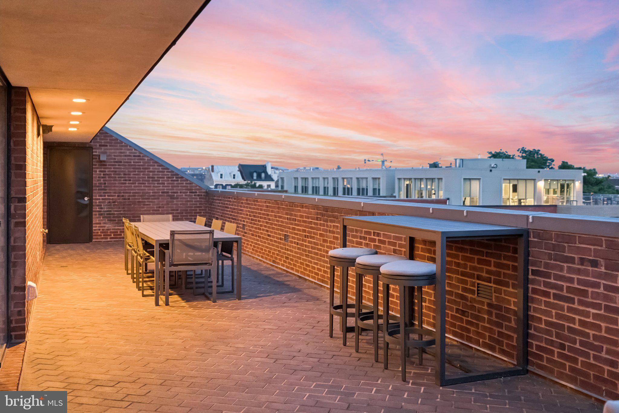 3251 Prospect St NW #402