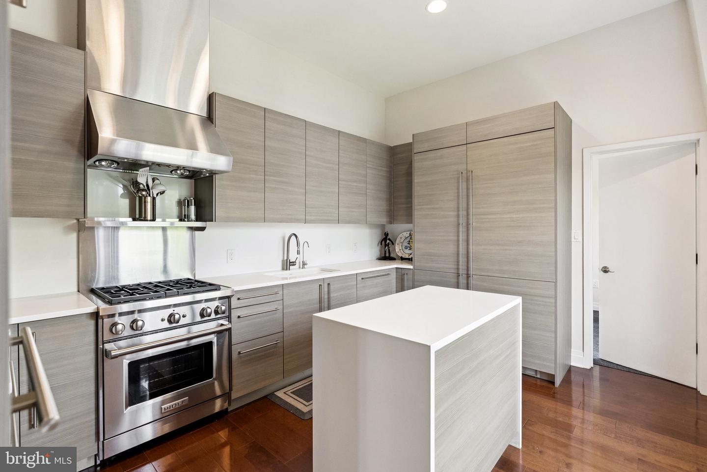 3251 Prospect St NW #402