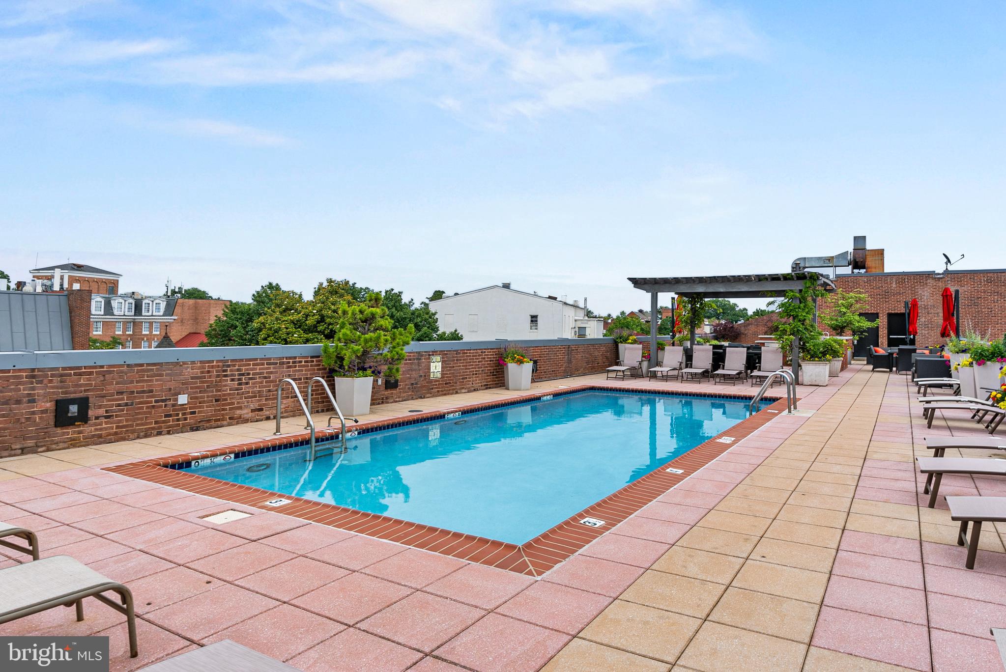 3251 Prospect St NW #402
