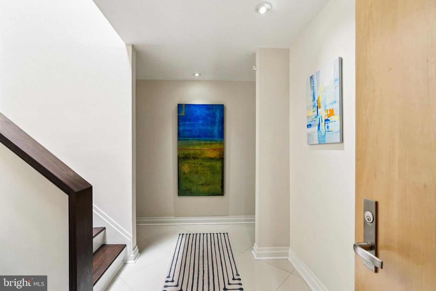 3251 Prospect St NW #402
